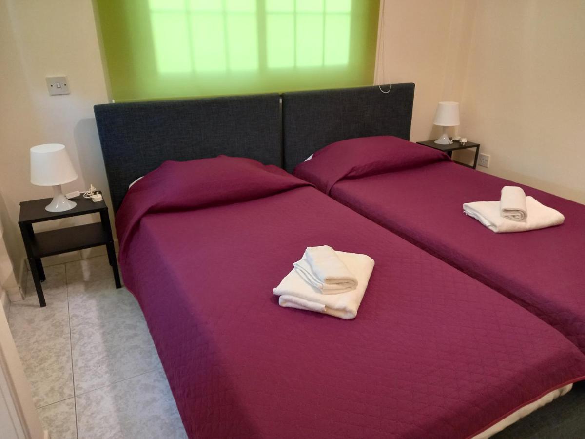 לרנקה 2 Bedroom Apartment Near Finikoudes מראה חיצוני תמונה